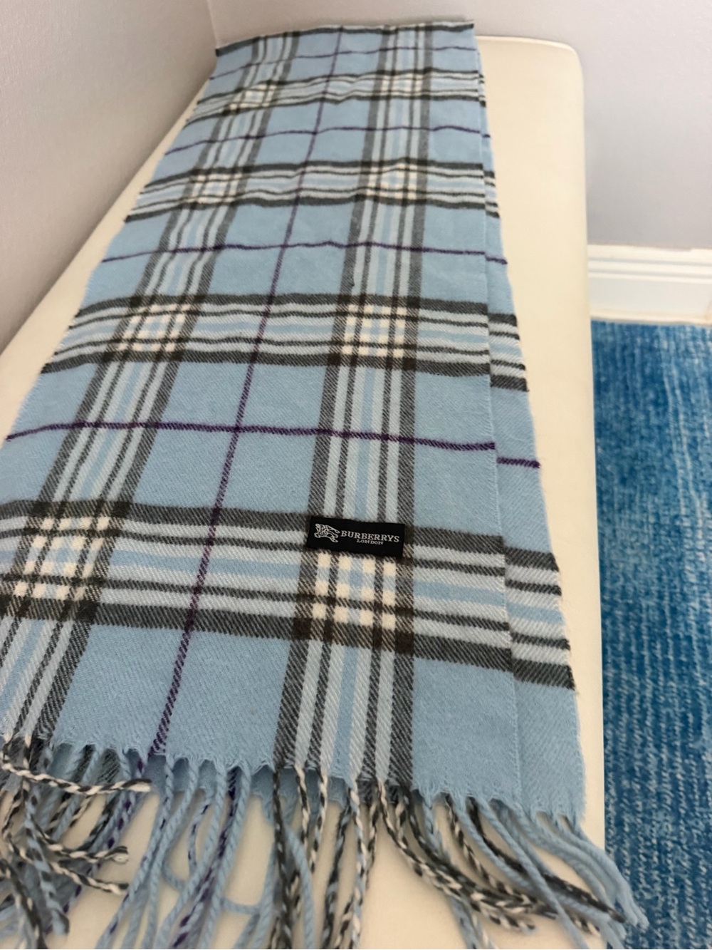 Vintage Burberrys London Light Blue Nova Check Fringe Scarf - Picture 5 of 5